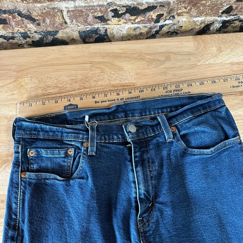 Levis 505 Jeans Mens 32x30 Regular Straight Fit Zip fly Modern Classic